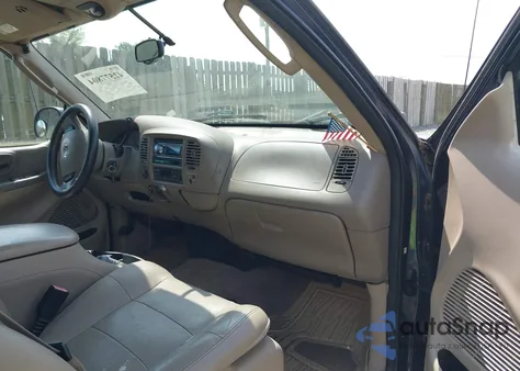 2003 Ford F-150 Lariat/Xl/Xlt z USA, uszkodzony, nr VIN 2FTRX18L93CA97929